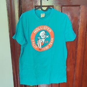 Hollister Blue and Orange Short Sleeve Tees